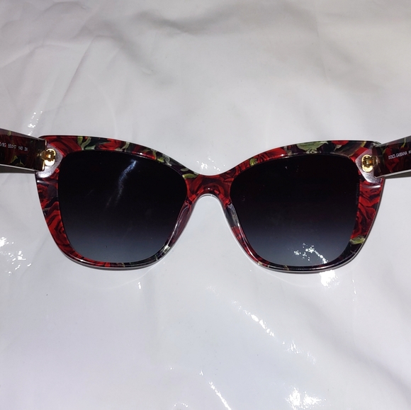 Dolce & Gabbana Sunglasses - Picture 6 of 9